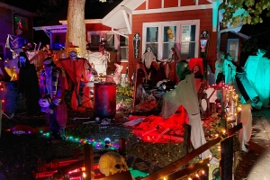 Featured Photo + Video: The 24 Hours of Halloween – Hour of 9 am: McHugh Haunted Manor