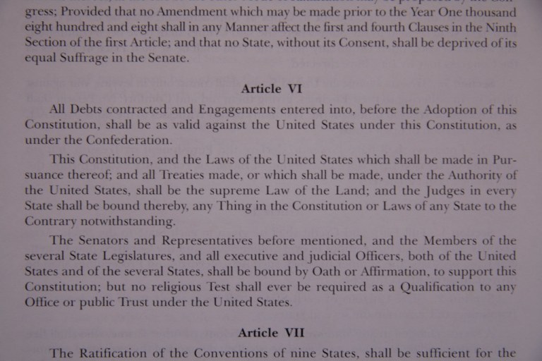 Article VI of the United States Constitution.jpg