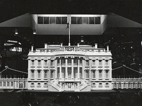 Image #1 The White House, 1600 Pennsylvania Avenue NW, Washington, DC.jpg