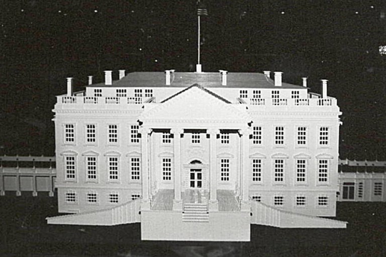 Image #2 The White House, 1600 Pennsylvania Avenue NW, Washington, DC.jpg