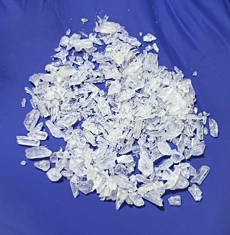 Crystal methamphetamine.jpg