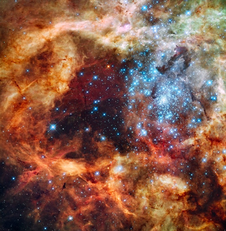 30 Doradus in the Large Magellanic Cloud.jpg30 Doradus in the Large Magellanic Cloud
