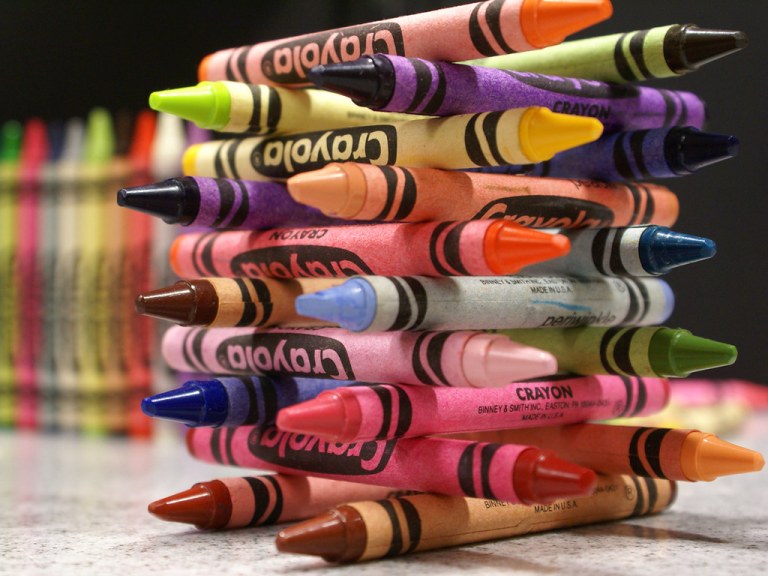 Crayola Lincoln Logs.jpg