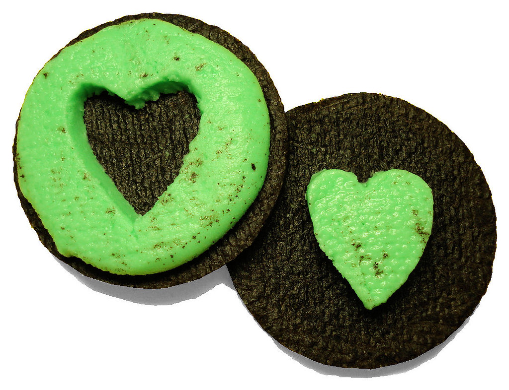 Happy National Oreos Day – 2025