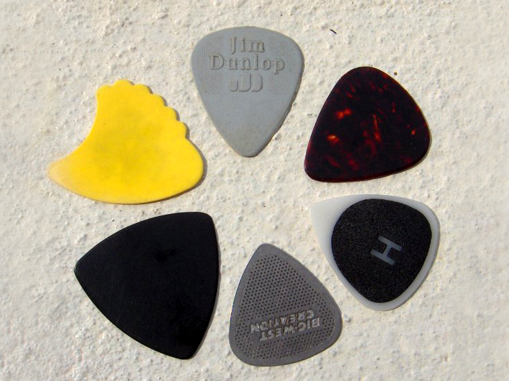 Guitar picks-KayEss-1.jpg