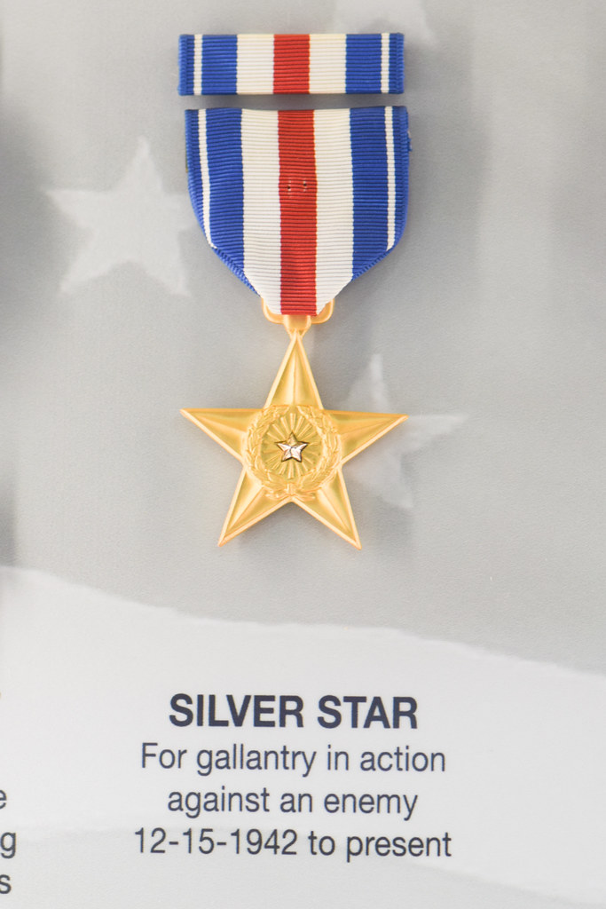American Silver Star medal.jpg