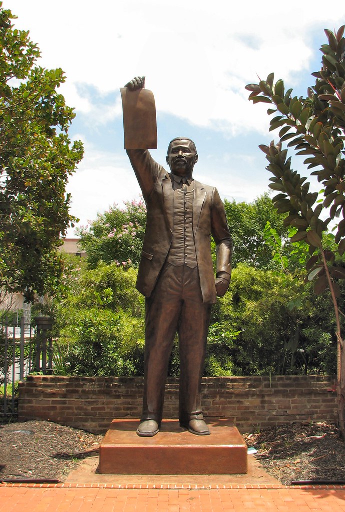 Juneteenth Statue / Former State Rep. Al Edwards.jpg