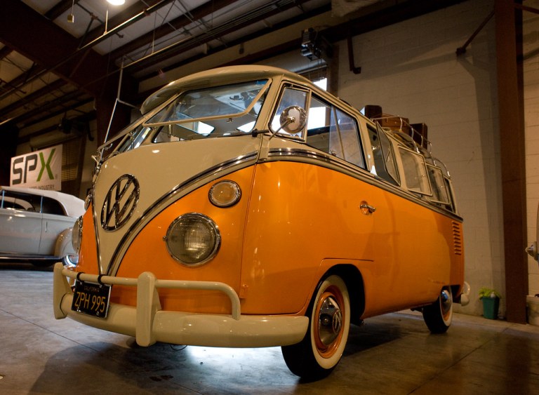 1962 Volkswagen 23 Window Custom Samba Bus - 2011 Barrett-Jackson Collector Car Auction.jpg
