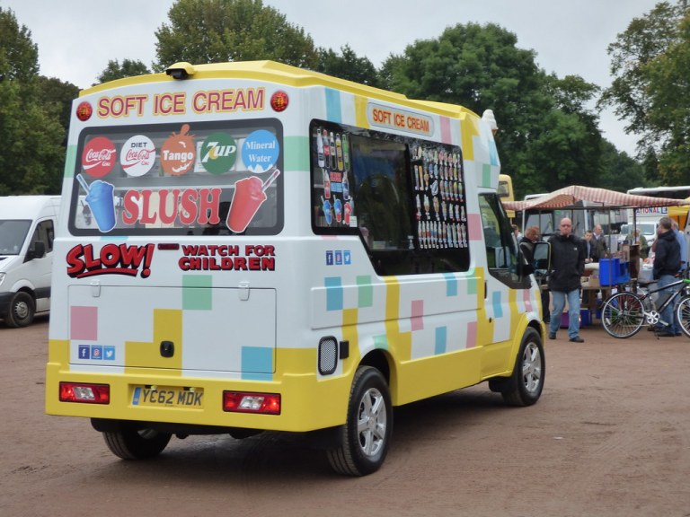 Birmingham Bus Bash - Cannon Hill Park - Soft Ice Cream.jpg