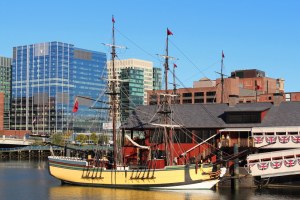 Boston Tea Party Ship & Museum, Boston (493623).jpg