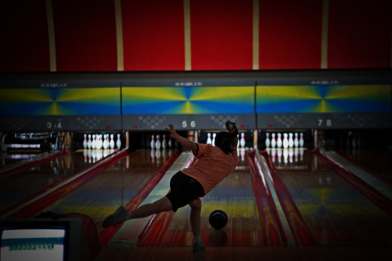 Pyongyang Gold Lane bowling alley.jpg