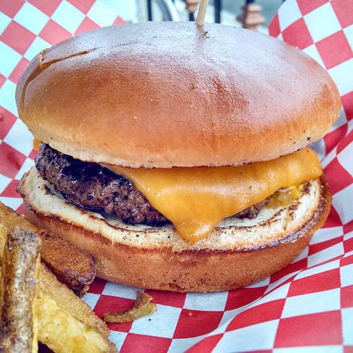 The Big Simple from BUNZ in #SanPedro. Nothing extra special going on here, but a quality #burger to be sure. And good #fries too! #instafood #burgerporn #hamburger #lunch #yum #frenchfries #beef #cheese #cheeseburger.jpg