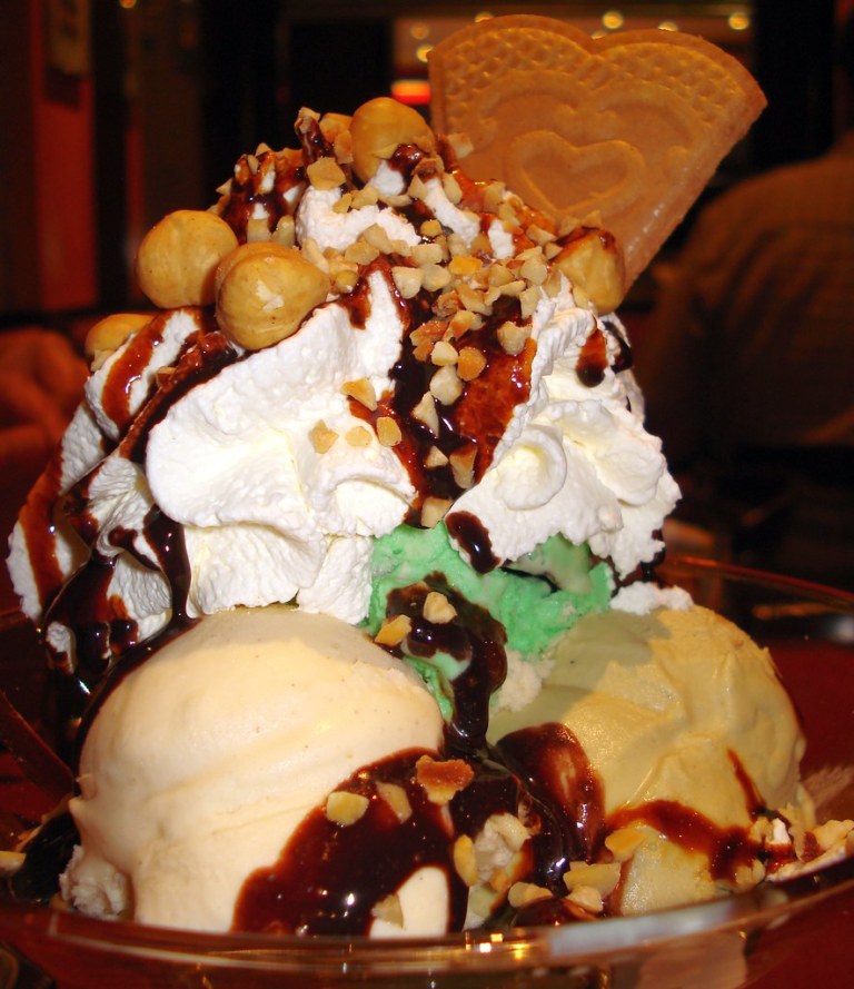 Ice Cream Sundae.jpg