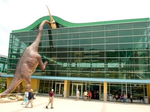 File:The Childrens Museum of Indianapolis Welcome Center.jpg