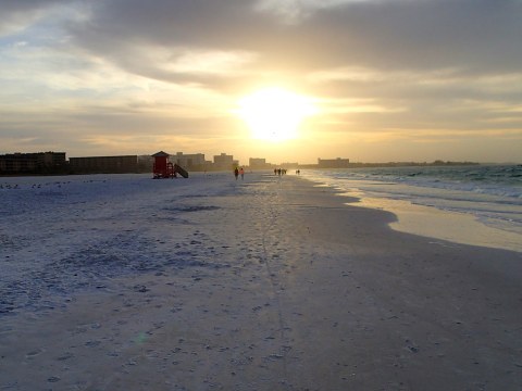 Siesta Beach at sunrise.jpg