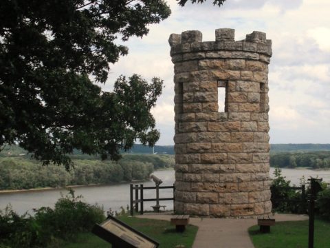 Julien Dubuque Monument.jpg