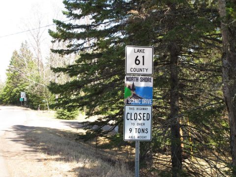 North Shore Scenic Drive Signage.jpg