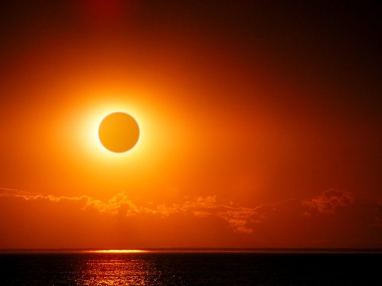 Eclipsed? Not totally..jpg